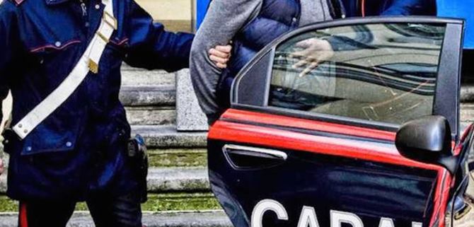 Risultati immagini per carabinieri arresti